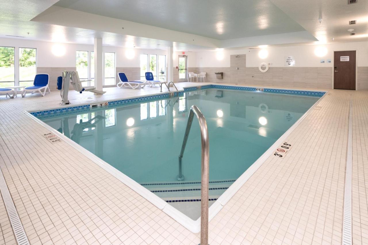 Hotel Express & - By Ihg Portage