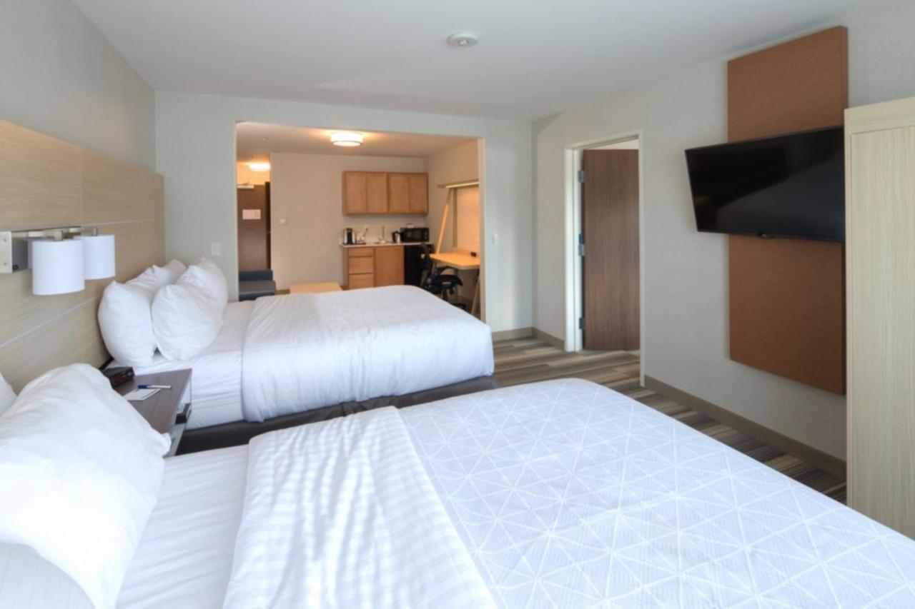 Express & - By Ihg Hotel
