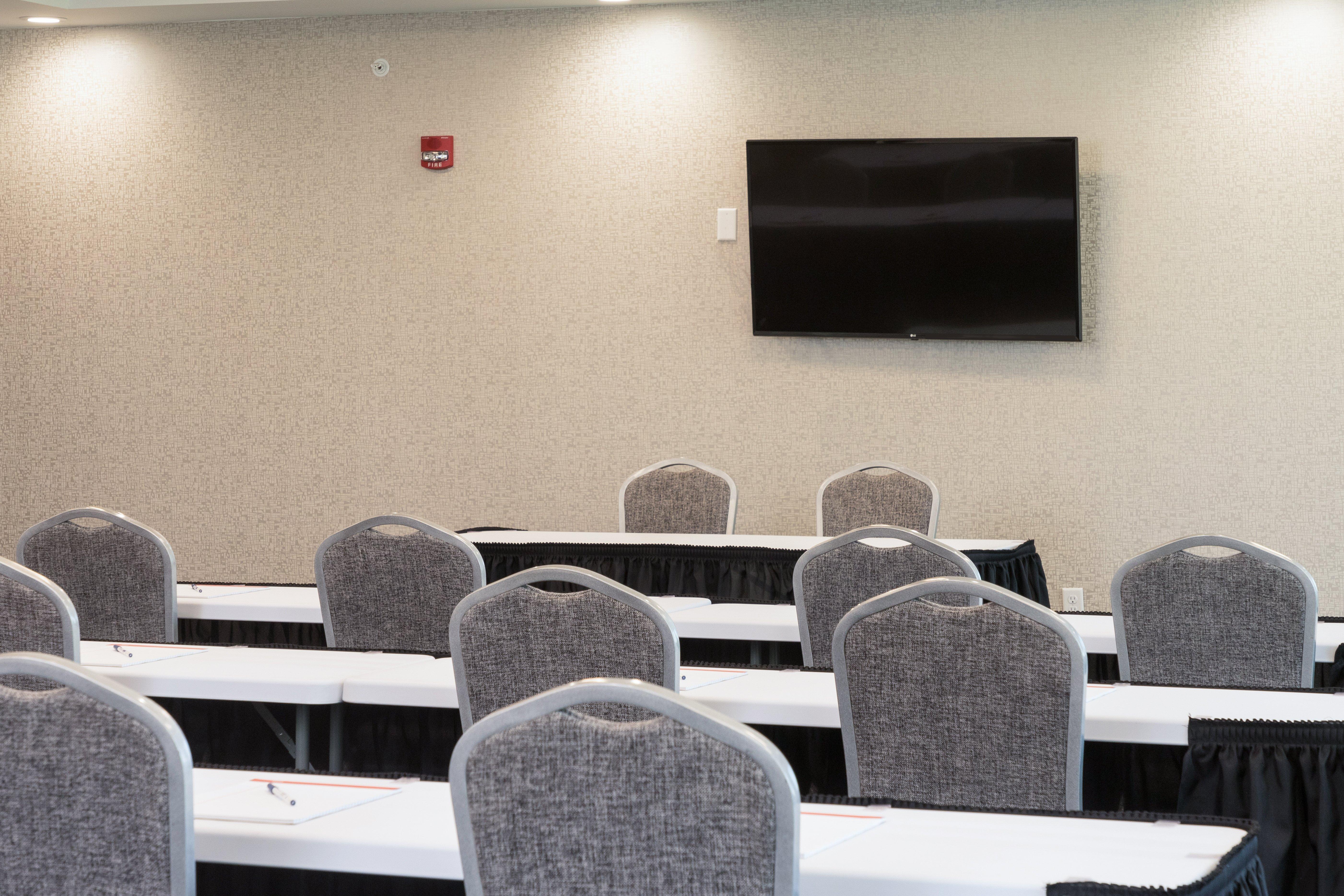 Express & - By Ihg Hotel Portage
