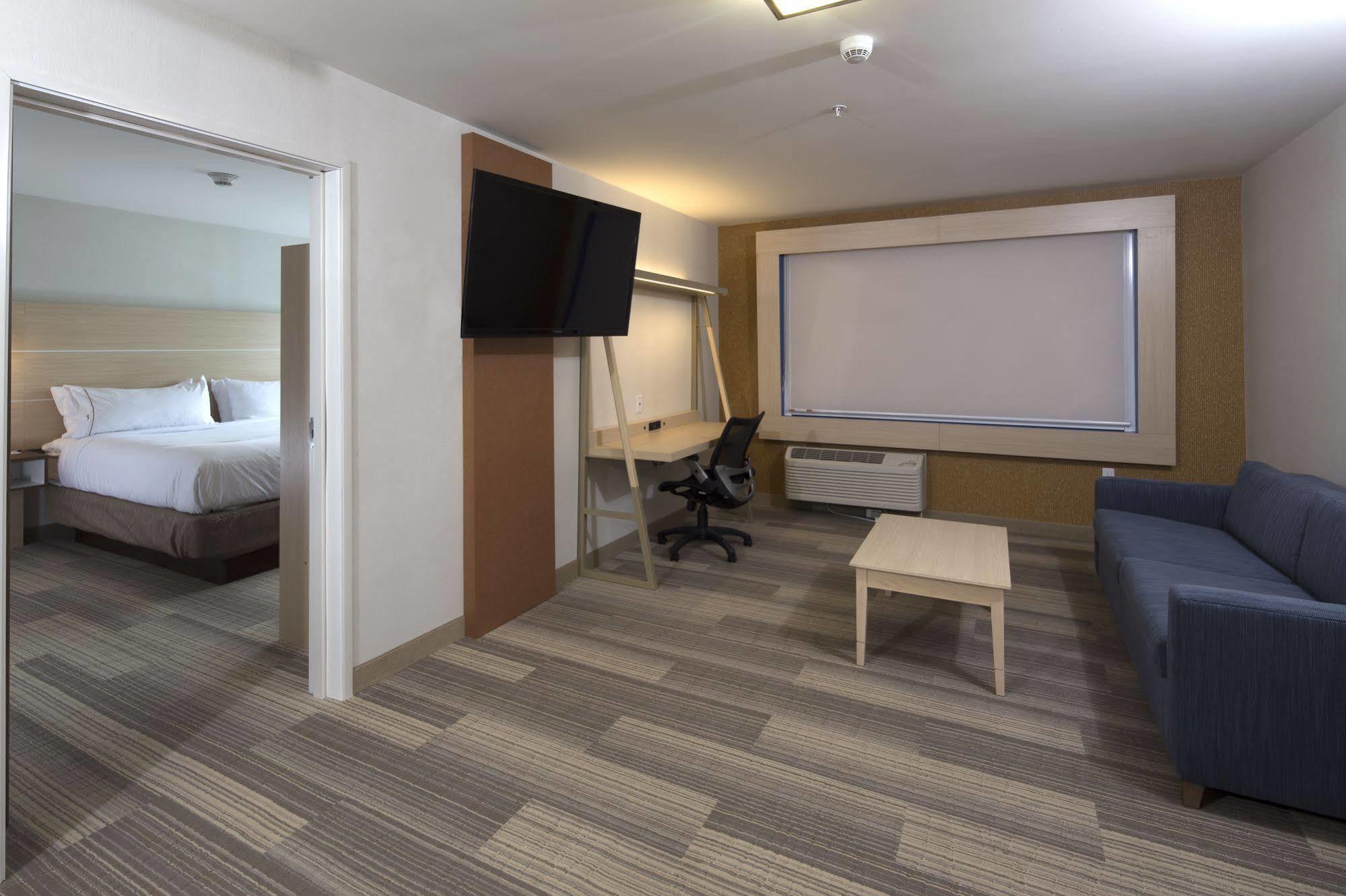 Hotel Express & - By Ihg 3*